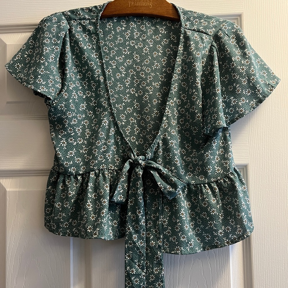 Zaful tie-front top